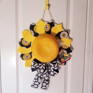 Daisy Hat Hanger Wreath Door Decor